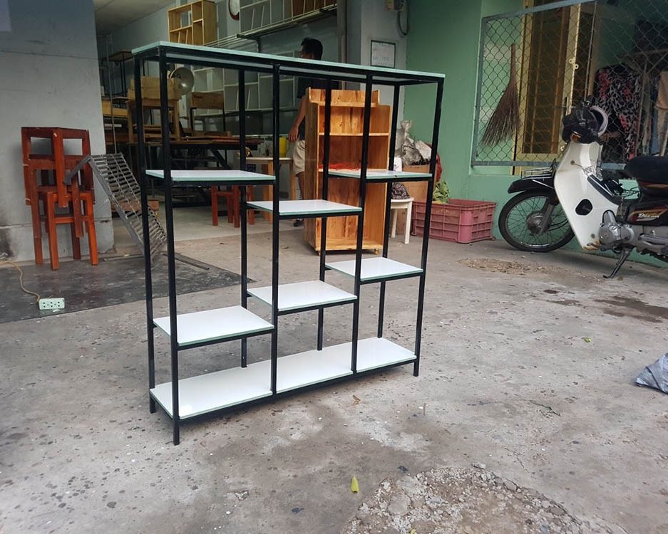Kệ gỗ cần thơ 4